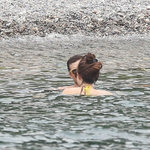 Dakota Johnson et Jamie Dornan (avec sa femme Amelia Warner) dans le sud de la France à Saint-Jean Cap Ferrat le 12 juillet 2016.