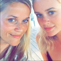 Reese Witherspoon et sa fille, son portrait craché: Impossible de les distinguer