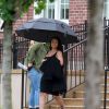 Exclusif - Blac Chyna enceinte et son fiancé Rob Kardashian sur le tournage de leur téléréalité à Washington le 4 juillet 2016. Le couple a passé la journée à visiter la Washington High School.