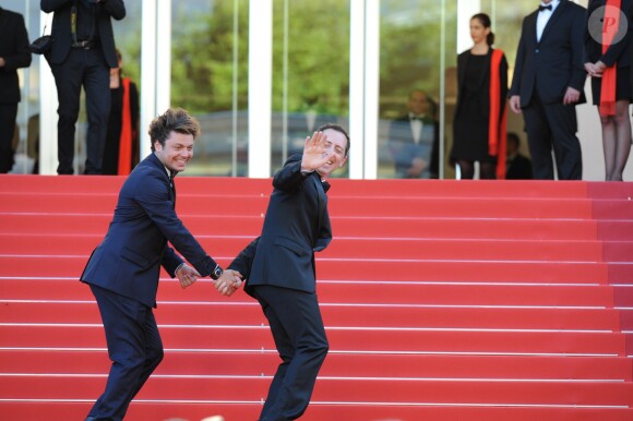 Kev Adams et Gad Elmaleh - Arrivées à la montée des marches du film "Elle" lors du 69ème Festival International du Film de Cannes. Le 21 mai 2016.