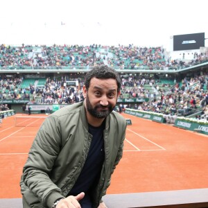 Cyril Hanouna - People dans les tribunes lors du Tournoi de Roland-Garros (les Internationaux de France de tennis) à Paris, le 29 mai 2016. © Dominique Jacovides/Bestimage