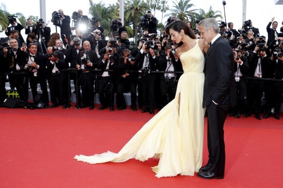 George Clooney et sa femme Amal Alamuddin - Projection du film "Money Monster" lors du 69ème Festival International du Film de Cannes. Le 12 mai 2016. © Dominique Jacovides- Cyril Moreau/Bestimage
