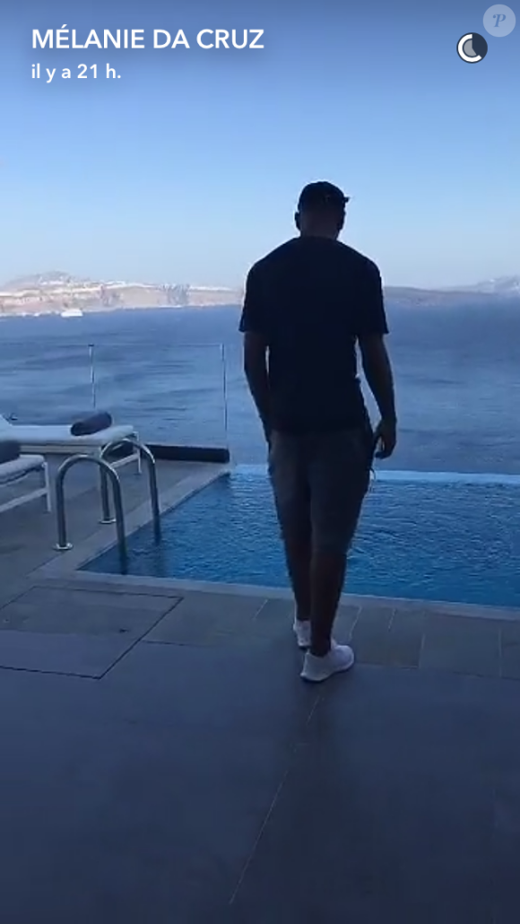 Mélanie ("Les Anges 8") en vacances en Grèce avec son chéri Anthony Martial. Juillet 2016.