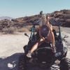 Mélanie des "Anges 8" en vacances en Grèce, elle pose sur un Quad, juillet 2016