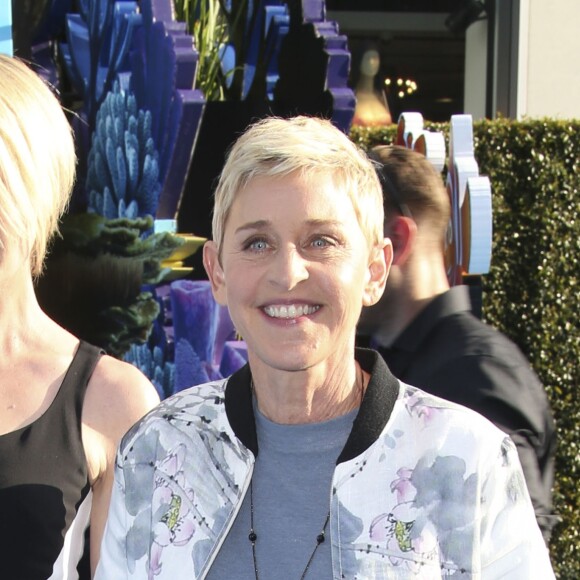 Portia de Rossi et sa femme Ellen Degeneres lors de la première mondiale de Disney-Pixar "Finding Dory" à Hollywood, le 8 juin 2016.