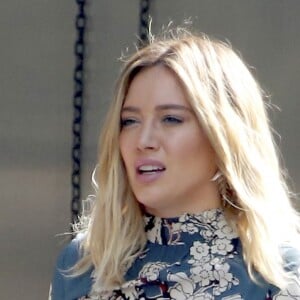 Hilary Duff sur le tournage de la série Tv "Younger" à New York le 6 juillet 2016.