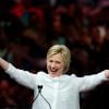 La candidate aux primaires démocrates pour les élections présidentielles américaines, Hillary Clinton, revendique sa victoire devant ses supporters à Brooklyn, et devient ainsi la première femme dans l'histoire des Etats-Unis à être investie par l'un des grands partis. Le 7 juin 2016