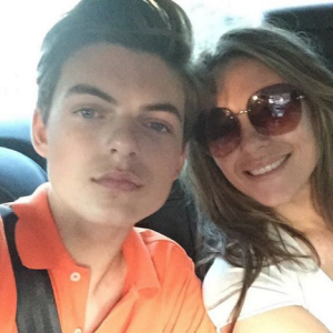 Elizabeth Hurley et son fils Damian