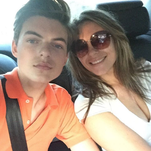 Elizabeth Hurley et son fils Damian
