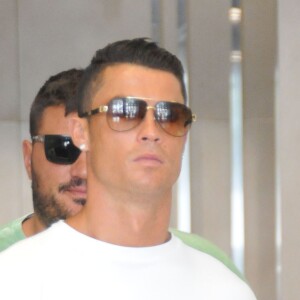 Cristiano Ronaldo fait du shopping à Beverly Hills, le 26 juillet 2016.