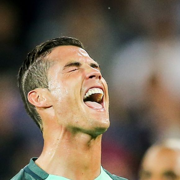 Cristiano Ronaldo lors du match de demi-finale de l'UEFA Euro 2016 Portugal-pays de Galles au stade des Lumières à Lyon, France, le 6 juillet 2016. © Cyril Moreau/Bestimage