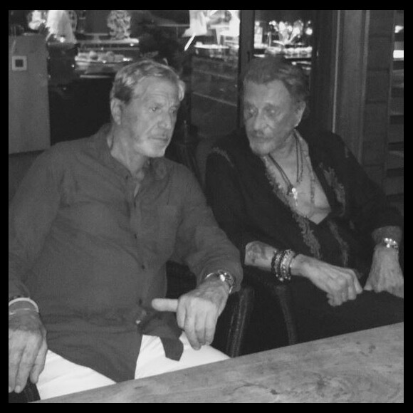 Johnny Hallyday a posté cette photo de lui pour rassurer ses fans. Twitter, le 5 août 2016.