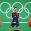 Sinphet Kruaithong a décroché la médaille de bronze en haltérophilie dans la catégorie des moins de 56 kilos aux Jeux olympiques de Rio de Janeiro le 7 août 2016. En Thaïlande, sa grand-mère est morte en le regardant à la télévision. Kevin Jairaj-USA TODAY Sports