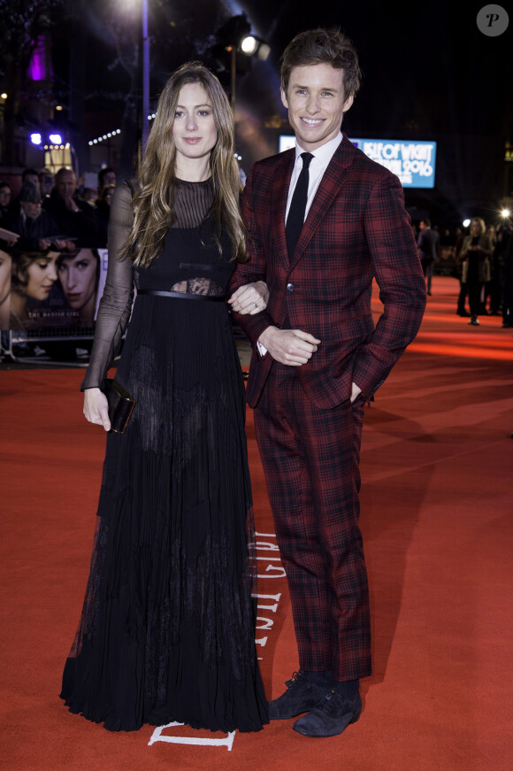 Eddie Redmayne et sa femme Hannah Bagshawe - Avant première du film "The Danish Girl" à Londres, le 8 décembre 2015.