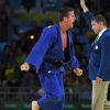 Miklos Ungvari (Hongrie, kimono blanc) affronte Dirk van Tichelt (Belgique, kimono bleu) pour la médaille de bronze à l'épreuve de judo (catégorie -73 kilos). Rio de Janeiro, le 8 août 2016.