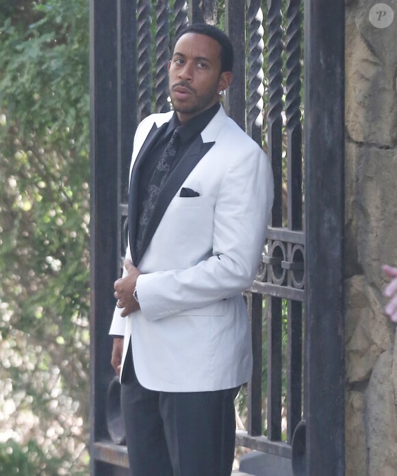 Le rappeur Ludacris et sa femme Eudoxie Mbouguiengue arrivent au mariage de Kevin Hart et de Eniko Parrish à Montecito le 13 aout 2016.