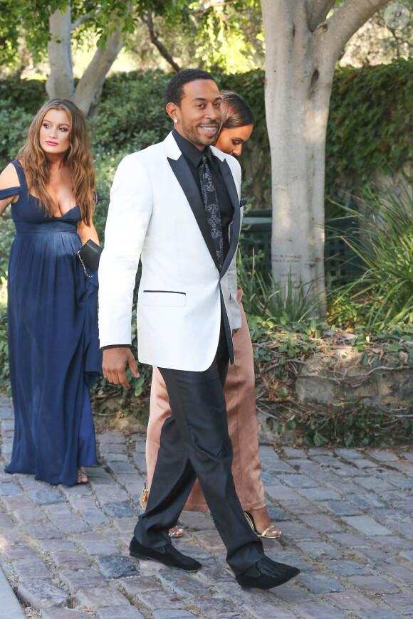 Le rappeur Ludacris et sa femme Eudoxie Mbouguiengue arrivent au mariage de Kevin Hart et de Eniko Parrish à Montecito le 13 aout 2016.