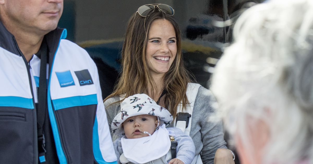 Sofia De Suede Et Ses Fils La princesse Sofia de Suède, avec son fils le prince Alexander