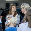 La princesse Sofia de Suède, avec son fils le prince Alexander, assistait le 14 août 2016 à la course du prince Carl Philip de Suède, pilote au sein du Team Polestar Cyan Racing, qui disputait la cinquième manche du championnat de STCC (Swedish Touring Car Championship), sur le circuit de Karlskoga.