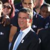 Le premier ministre Manuel Valls, le ministre de la ville, de la jeunesse et du sport Patrick Kanner posent avec les membres de la délégation olympique après une réception au palais de l'Elysée à Paris le 23 août 2016. © Denis Guignebourg/Bestimage