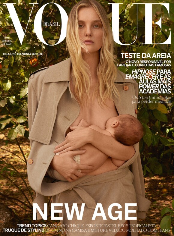 Caroline Trentini et son fils Benoah en couverture du magazine Vogue Brasil. Numéro de septembre 2016.