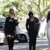 Kim, Kourtney, Khloé Kardashian et leur mère Kris Jenner lors du tournage de la télé-réalité "L'Incroyable Famille Kardashian" à Woodland Hills le 5 aout 2016.