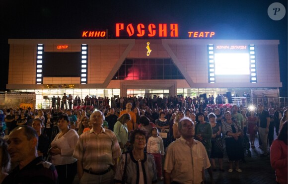 Gérard Depardieu inaugure un centre cinématographique à son nom en Russie. Un centre culturel dans la ville russe de Saransk où l'acteur français est enregistré en tant que résident porte désormais son nom. Le 28 août 2016