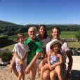 Le prince Joachim et la princesse Marie de Danemark avec leurs enfants le prince Henrik et la princesse Athena en compagnie du prince consort Henrik au château de Cayx, en juillet 2016. Photo Instagram de la cour royale danoise.