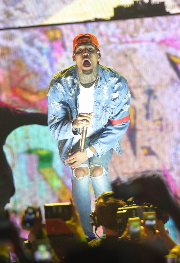 Chris Brown en concert à l'Accorhotels Arena Bercy à Paris, le 28 mai 2016.