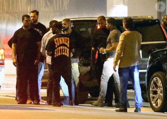 La chanteuse Rihanna et son présumé compagnon le rappeur Drake ont passé la soirée au E11EVEN nightclub à Miami, le 31 août 2016. Le couple a passé la soirée ensemble après la fin du concert de Drake.