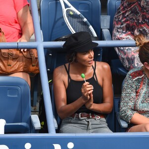 Shy'm en tribunes à Flushing Meadows le 31 août 2016 lors du deuxième tour de Benoît Paire à l'US Open, à New York. Le Français a été battu en quatre sets par Marcos Baghdatis.