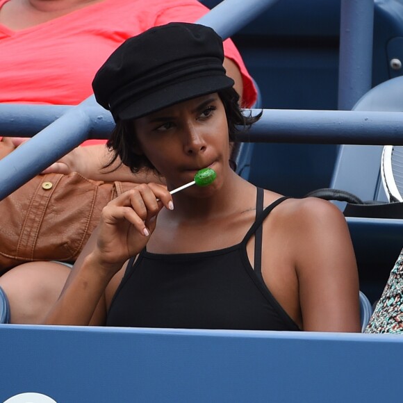 Shy'm en tribunes à Flushing Meadows le 31 août 2016 lors du deuxième tour de Benoît Paire à l'US Open, à New York. Le Français a été battu en quatre sets par Marcos Baghdatis.