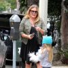 Nicole Eggert (de la série "Alerte à Malibu") se promène avec sa fille Keegan dans les rues de Los Angeles, le 12 mai 2015  Please hide children face prior publication Nicole Eggert is spotted running some errands in Studio City, California with her daughter Keegan on May 12, 2015. Nicole, who filed for bankruptcy in 2013, recently sold her home for .15 million to help pay off her mounting debt12/05/2015 - Los Angeles
