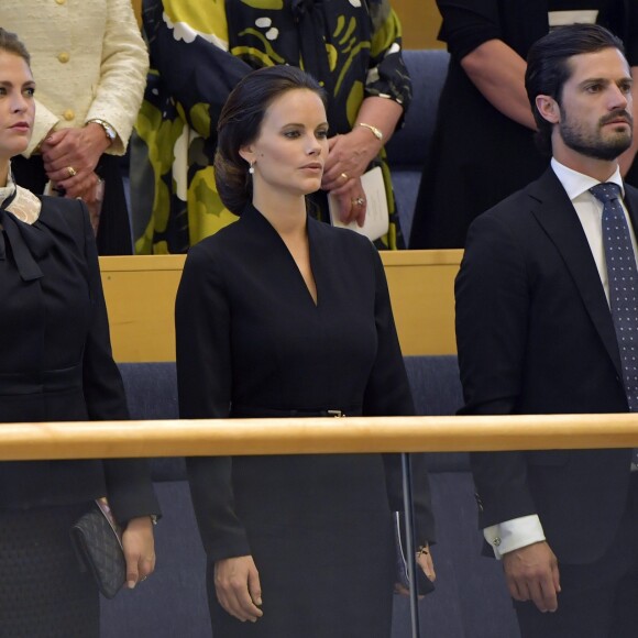 La princesse Madeleine, la princesse Sofia et le prince Carl Philip de Suède le 13 septembre 2016 lors de la cérémonie d'inauguration du Parlement pour l'exercice 2016-2017, au Riksdagshuset à Stockholm.