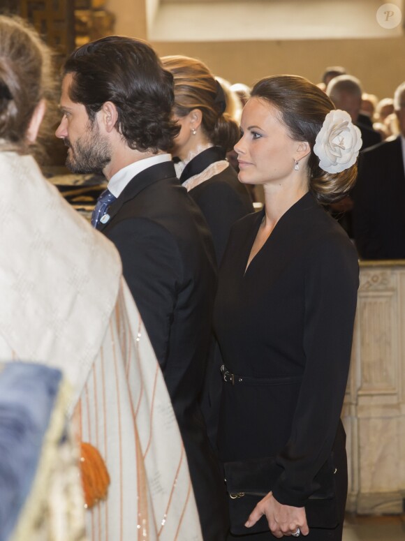 Le prince Carl Philip et la princesse Sofia de Suède le 13 septembre 2016 à une messe précédant la cérémonie d'inauguration du Parlement pour l'exercice 2016-2017, au Riksdagshuset à Stockholm.