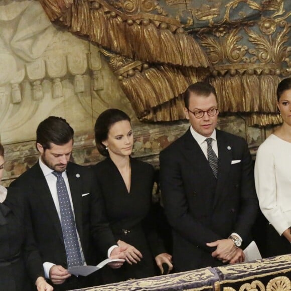 La princesse Madeleine, le prince Carl Philip, la princesse Sofia, le prince Daniel et la princesse héritière Victoria de Suède ont assisté au matin du 13 septembre 2016 à une messe précédant cérémonie d'inauguration du Parlement pour l'exercice 2016-2017, à Stockholm.