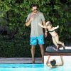 Kourtney Kardashian, Scott Disick, leurs enfants Penelope et Mason, Jonathan Cheban et Simon Huck à la piscine de l'hôtel The Setai. Miami, le 15 septembre 2016.