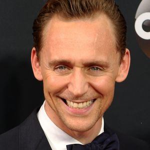 Tom Hiddleston - 68ème cérémonie des Emmy Awards au Microsoft Theater à Los Angeles, le 18 septembre 2016.