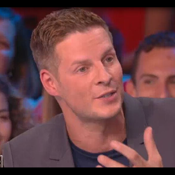 Matthieu Delormeau ému par la surprise de Cyril Hanouna et Camille Combal dans "TPMP", mardi 20 septembre 2016