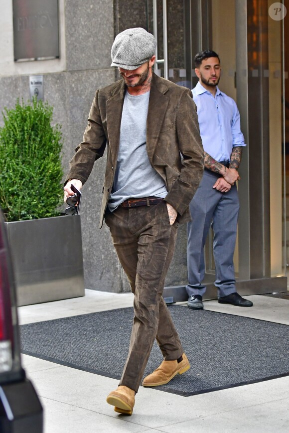 David Beckham quitte la salle après avoir assisté au défilé de sa femme Victoria Beckham lors de la fashion week de New York le 11 septembre 2016. © CPA / Bestimage