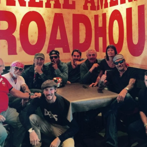 Johnny Hallyday et sa bande en plein road trip à travers les Etats-Unis - Pause lunch à la Louisiane, il y a une semaine, le 16 septembre 2016.