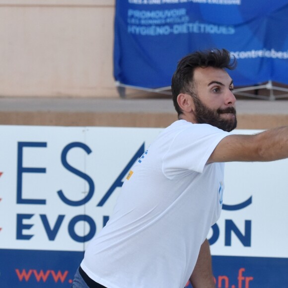 Exclusif - Laurent Ournac, parrain de la Ligue Contre l'Obésité participe à un tournoi de beach tennis à l'Odysseum de Montpellier. Le 11 septembre 2016 © Giancarlo Gorassini / Bestimage