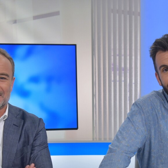 Exclusif - Laurent Ournac et le professeur David Nocca invités sur le plateau du journal télévisé le "19/20" sur France 3 Languedoc pour parler de la ligue contre l'obésité à Montpellier, le 10 septembre 2016. © Giancarlo Gorassini/Bestimage