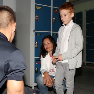 Exclusif - Natasha St-Pier, son mari Grégory Quillacq et leur fils Bixente soutiennent l'association "Petit Coeur de Beurre" lors du week-end de la Cardiopathie Congénitale à la caserne des pompiers de Malar, dans le 7e arrondissement de Paris, le 1er octobre 2016.