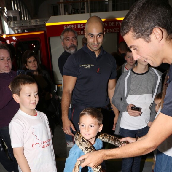 Exclusif - Natasha St-Pier, son mari Grégory Quillacq et leur fils Bixente soutiennent l'association "Petit Coeur de Beurre" lors du week-end de la Cardiopathie Congénitale à la caserne des pompiers de Malar, dans le 7e arrondissement de Paris, le 1er octobre 2016.