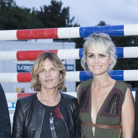 Virginie Coupérie-Eiffel, Laeticia Hallyday et son mari Johnny Hallyday - Remise du Prix Eiffel avec Johnny et Laeticia Hallyday - Record du saut en hauteur de la ville de Paris / EOS - Longines Paris Eiffel Jumping à la plaine de Jeux de Bagatelle à Paris le 1er juillet 2016. Cette remise de prix est le prologue de la soirée au profit de l'association "La Bonne étoile" de Laeticia Hallyday. © Olivier Borde / Veeren / Bestimage