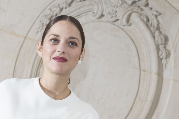 Marion Cotillard (enceinte) - People au défilé de mode "Christian Dior", collection prêt-à-porter Printemps-Eté 2017 à Paris, le 30 septembre 2016. © Olivier Borde/Bestimage