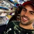 Ricardo et Nehuda des "Anges 8" dans une boutique pour bébé, sur Snapchat, lundi 10 octobre 2016