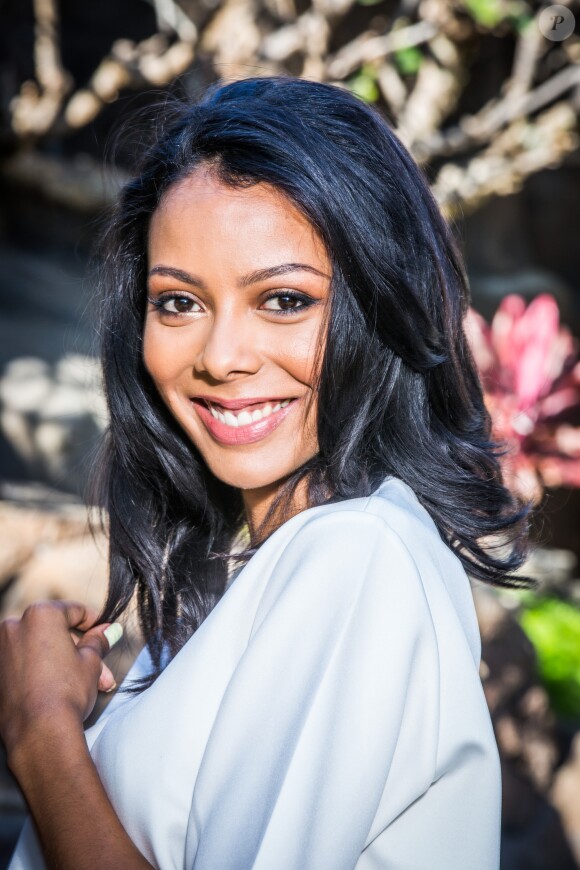 Nehuda candidate officielle des "Anges 8", sur NRJ12