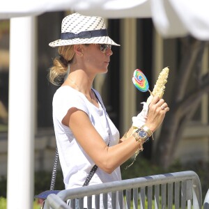 Exclusif - Heidi Klum emmène sa fille Lou Samuel à la fête foraine à Los Angeles, le 10 octobre 2016